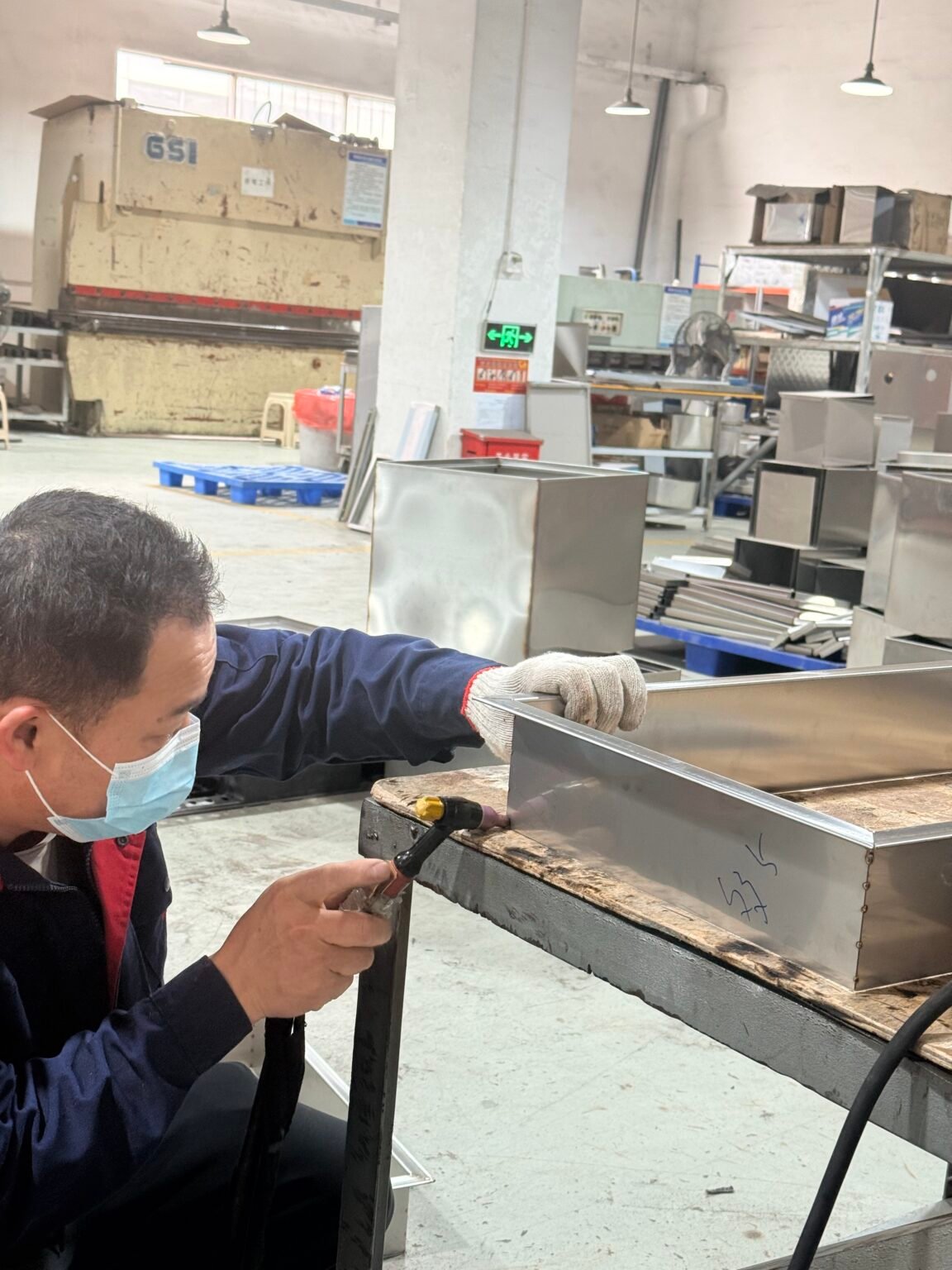 c5b694e7ef71b99dbd1849460a612993